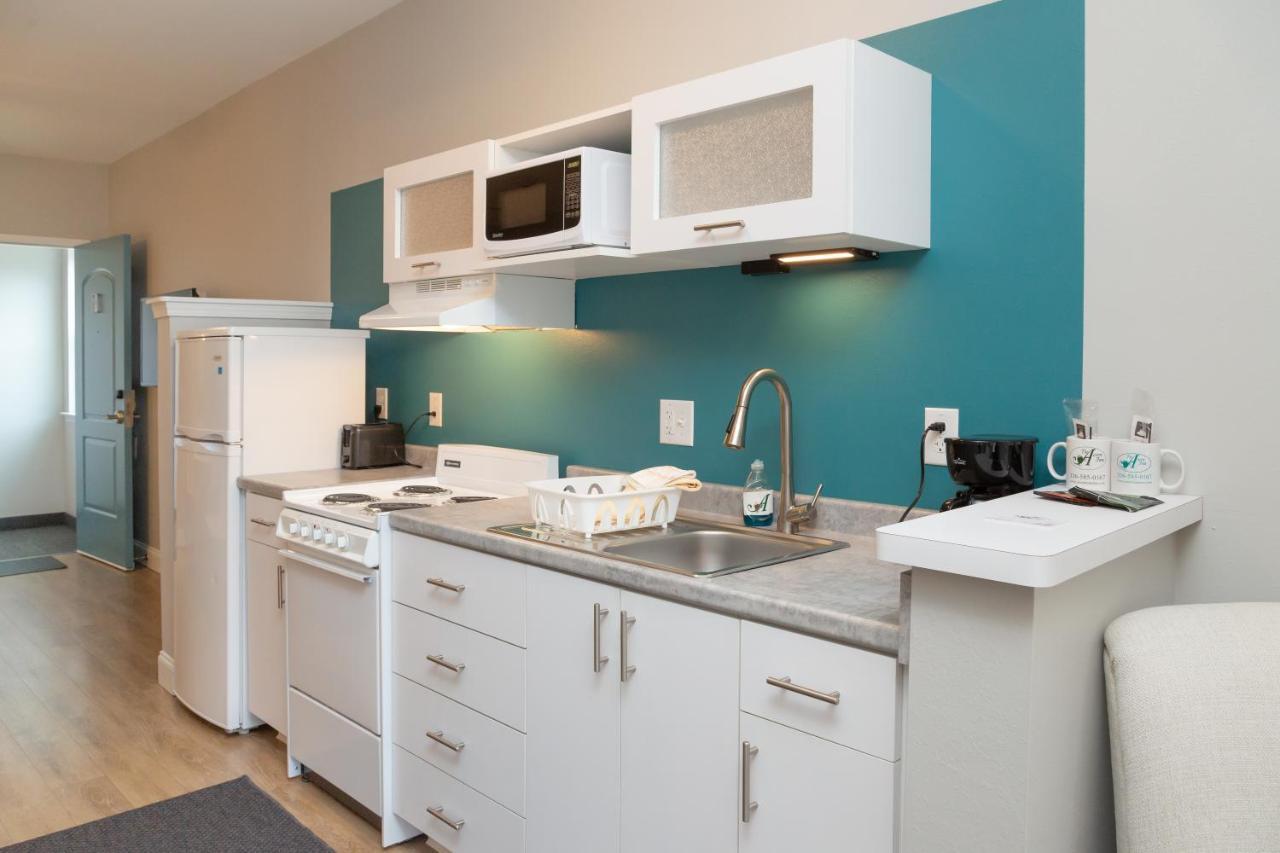 The Acorn Suites Mebane Exterior foto